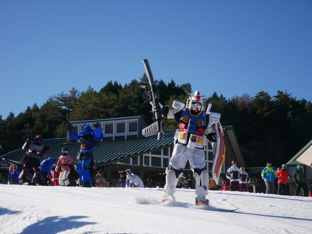 11月30日(土)今年もやります！仮装滑走で入園＆リフト券が無料に！ | 六甲山スノーパーク/ 神戸